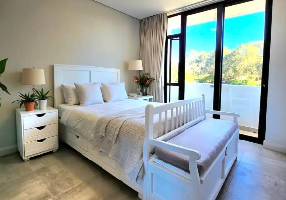 2 Bedroom Property for Sale in Summerstrand Eastern Cape